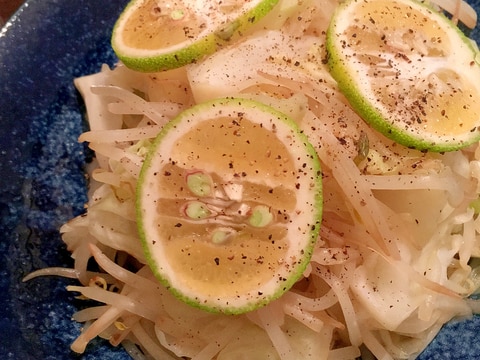 もやしとキャベツのカボス風味♩